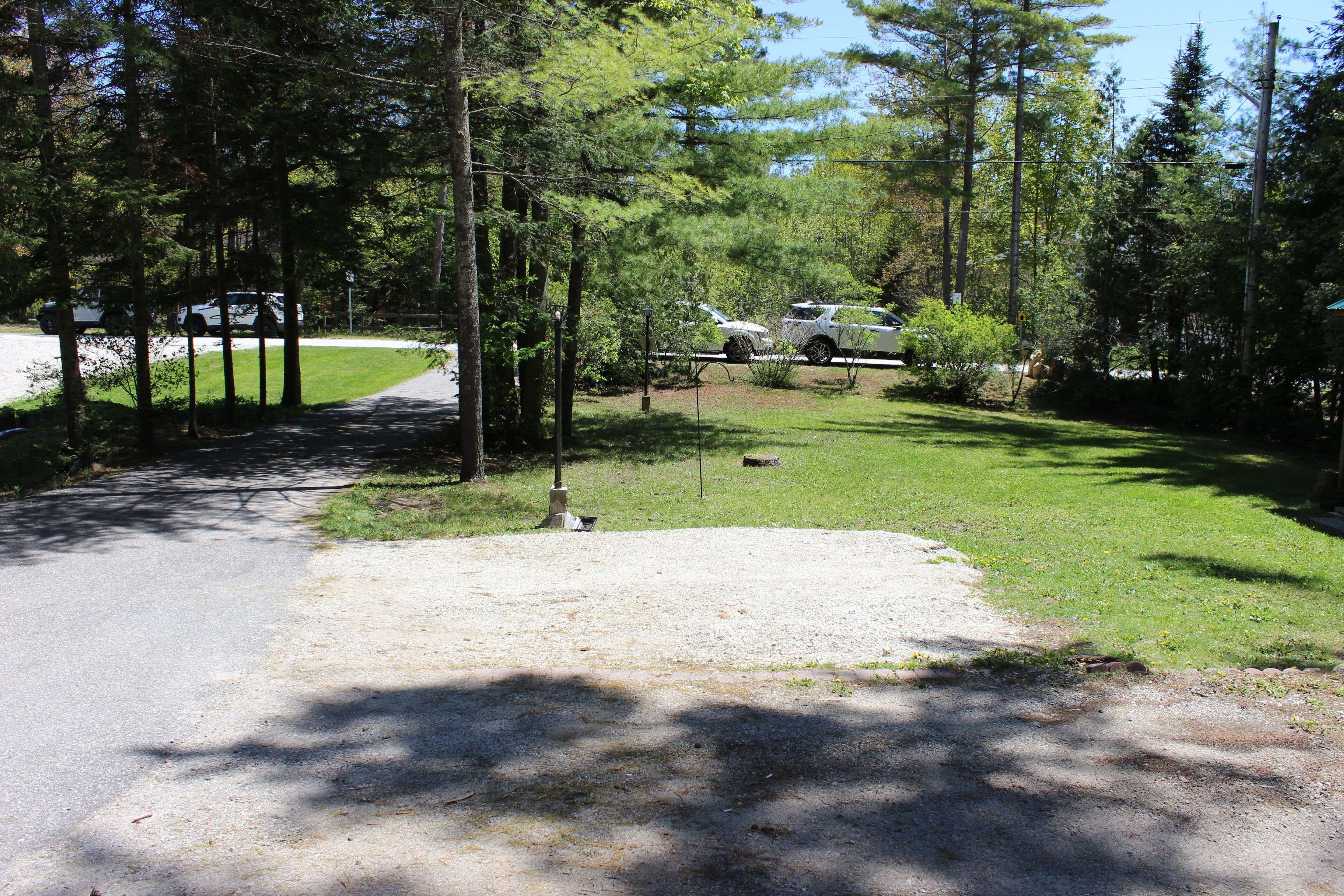 Wasaga Beach, ON L9Z 2M6,30 Earl ST