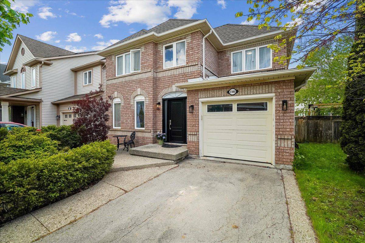 2380 Pathfinder DR, Burlington, ON L7L 6N8