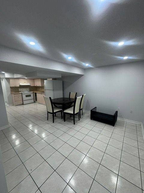 Brampton, ON L6R 3C5,3 Chapparal DR #Bsmt #2
