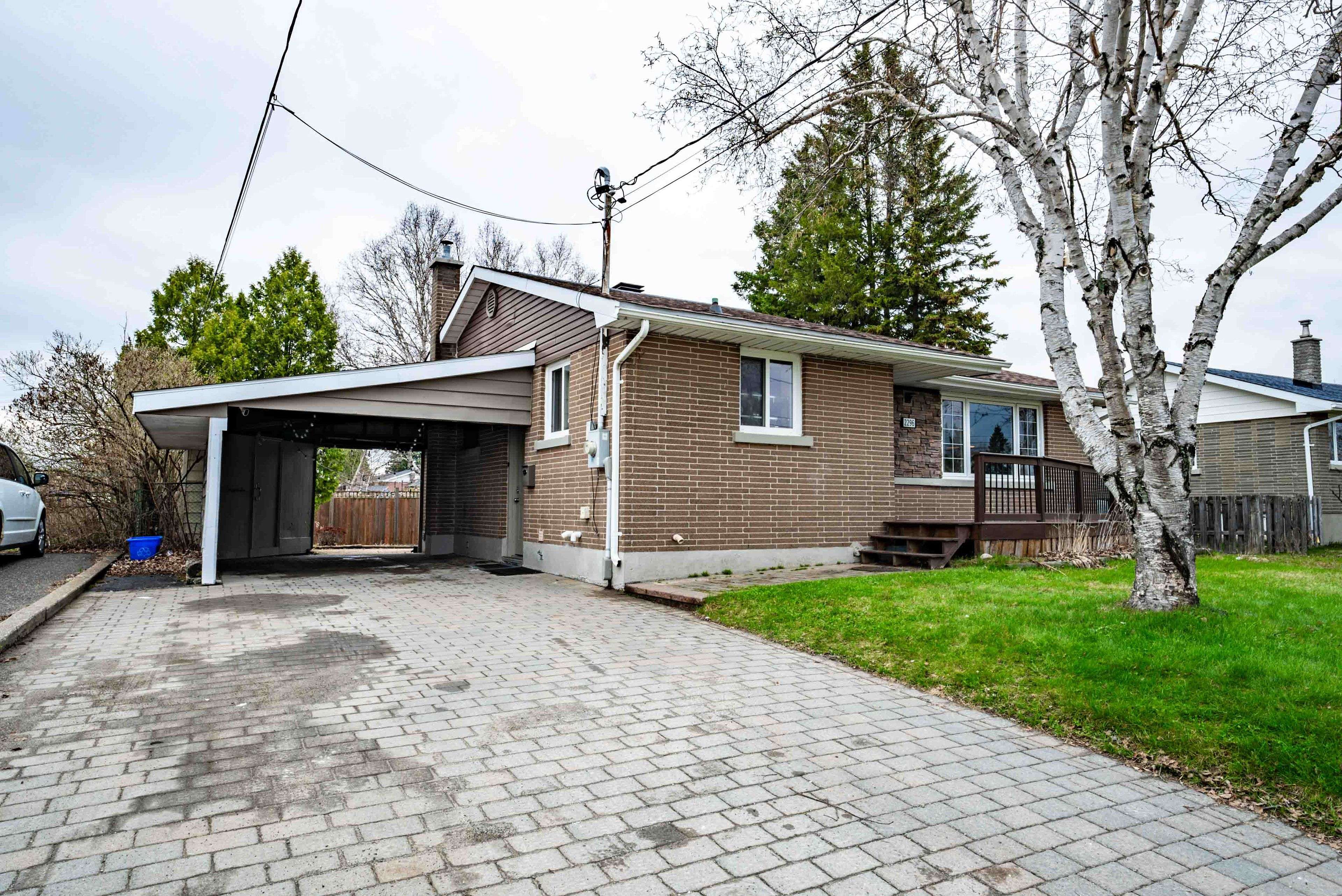 Greater Sudbury, ON P3A 2R3,2296 Madison AVE