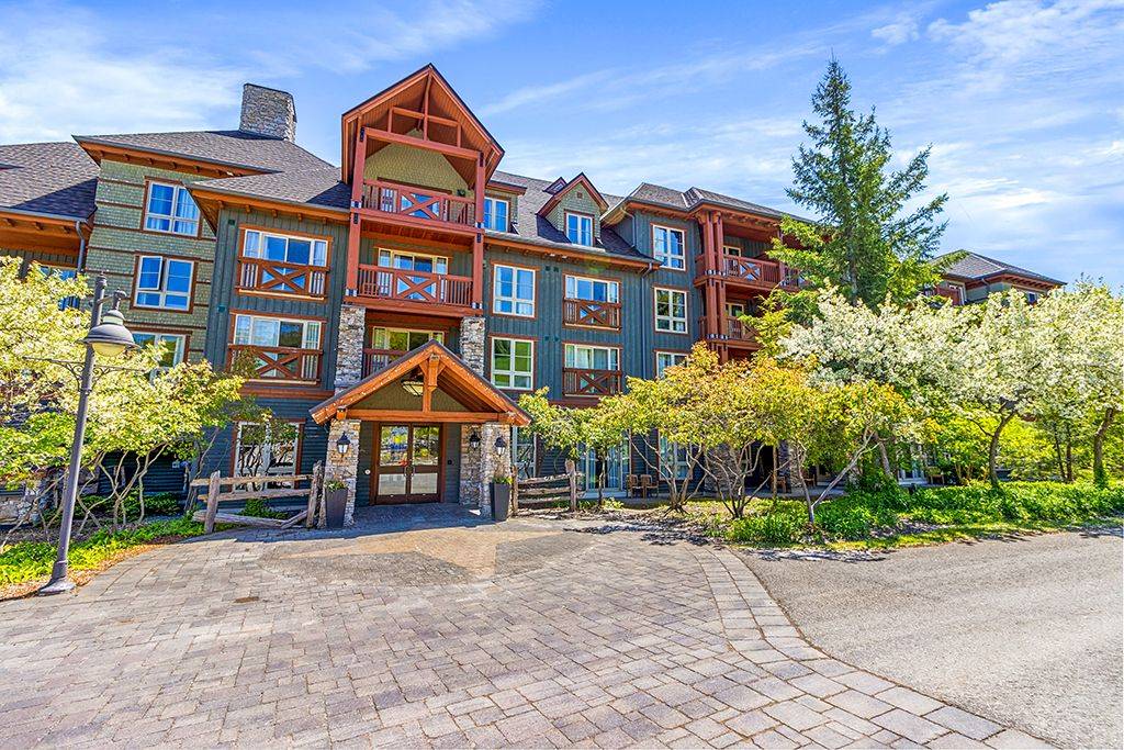 152 Jozo Weider BLVD #316, Blue Mountains, ON L9Y 0V2