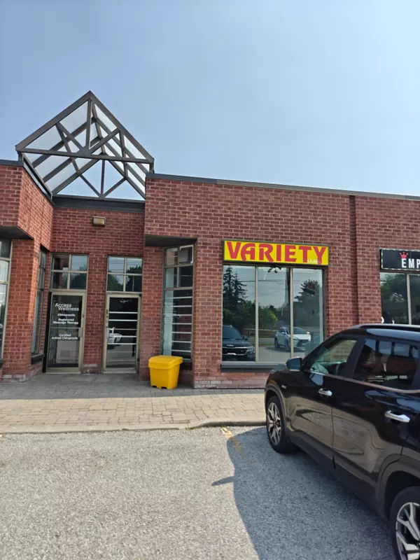 Newmarket, ON L3Y 7C5,140 Mulock DR #3