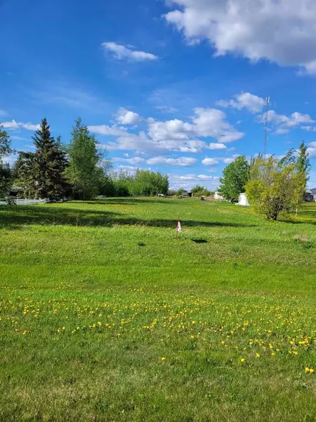 10302 100 AVE, Bezanson, AB T0H 0G0