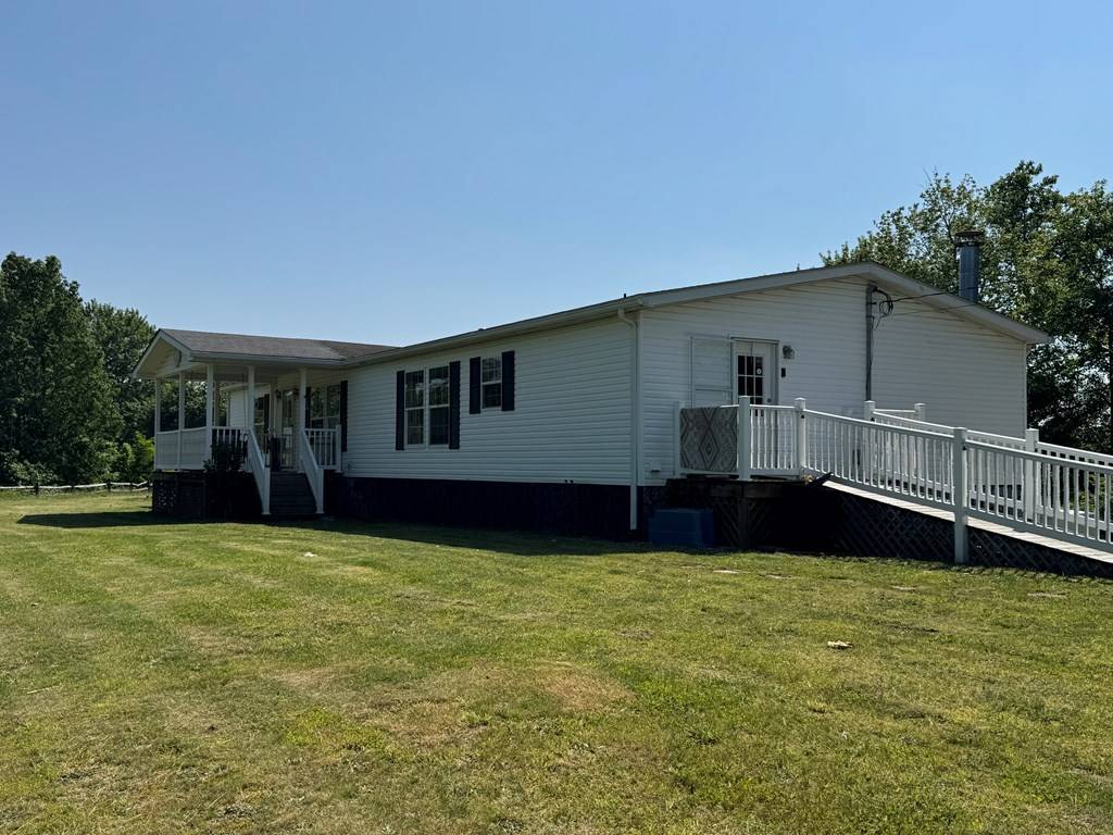 Bandy, VA 24649,6435 Bandy Road