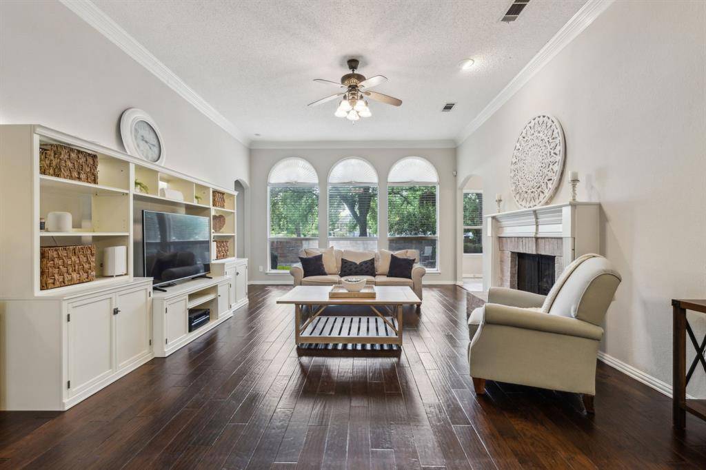Flower Mound, TX 75028,3925 Oak Park Drive