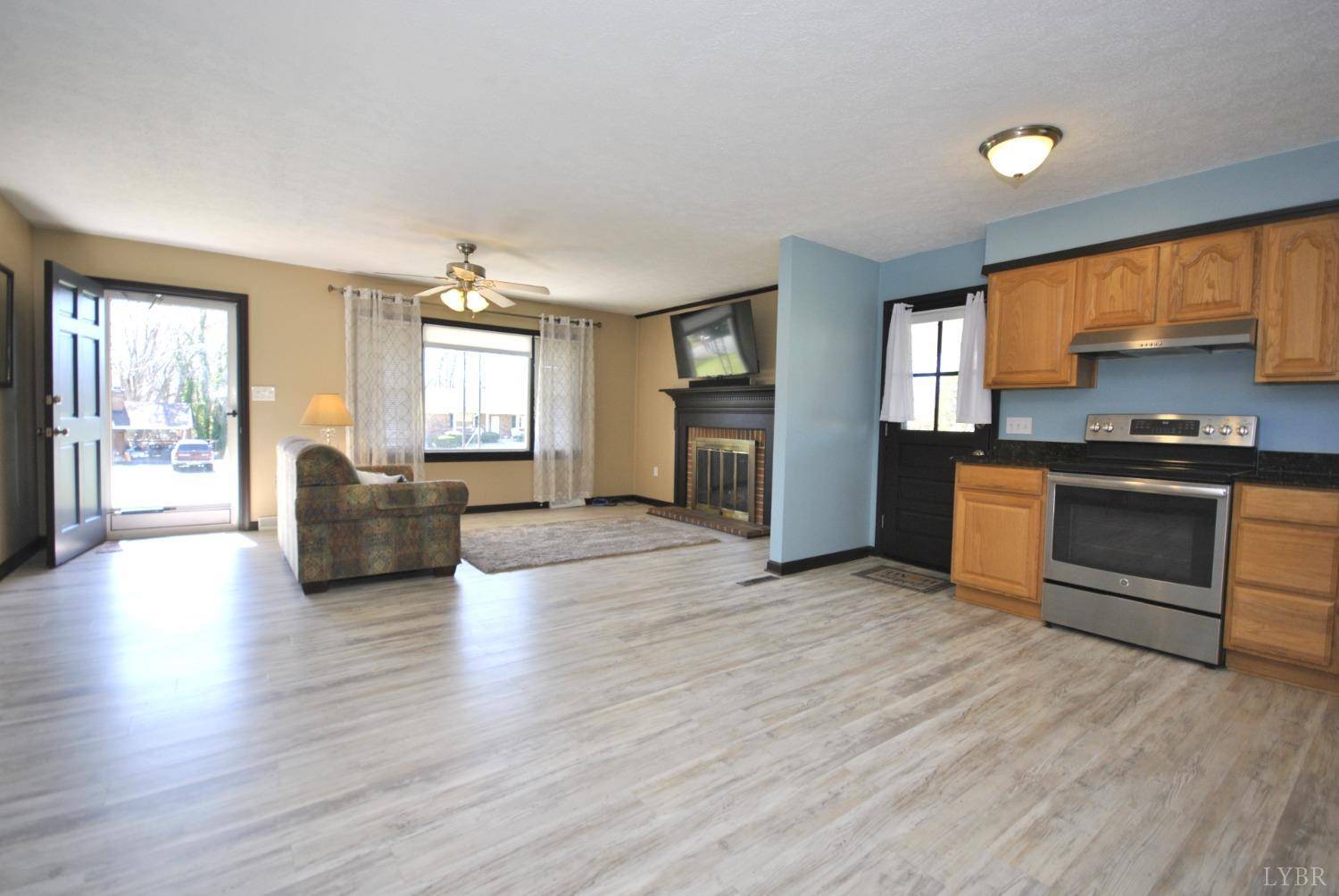 Lynchburg, VA 24502,204 Mayfield DR
