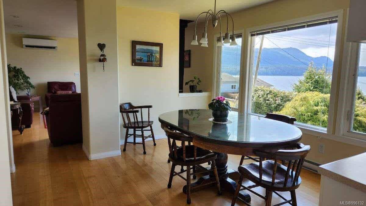 Alert Bay, BC V0N 1A0,367 Pine St