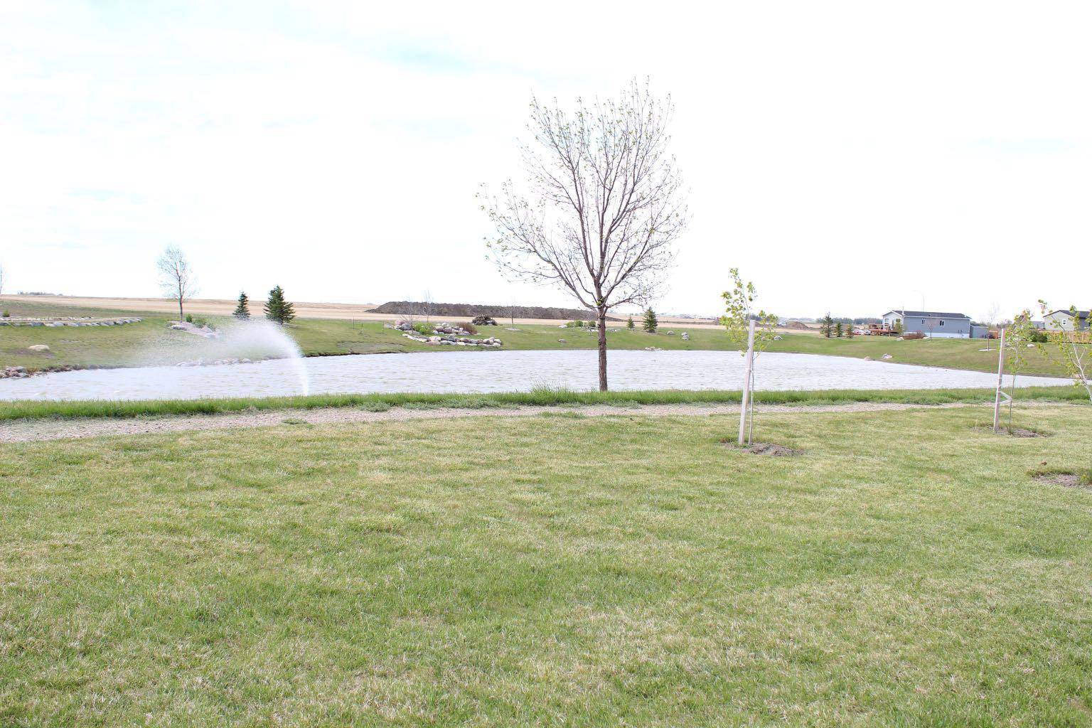 Coaldale, AB T1C 0C6,4009 Applewood RD