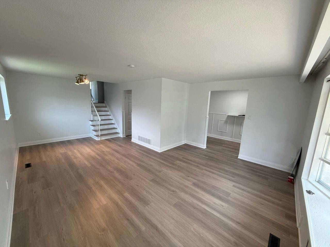 386 Horsham AVE, Toronto C07, ON M2R 1G9