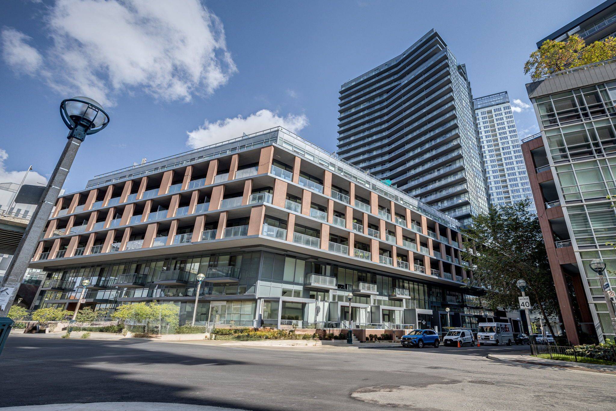20 Bruyeres Mews #1515, Toronto C01, ON M5V 0G8