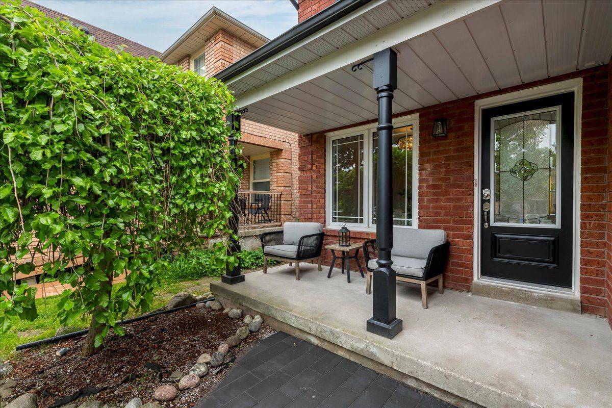 New Tecumseth, ON L9R 1P2,185 Heydon AVE