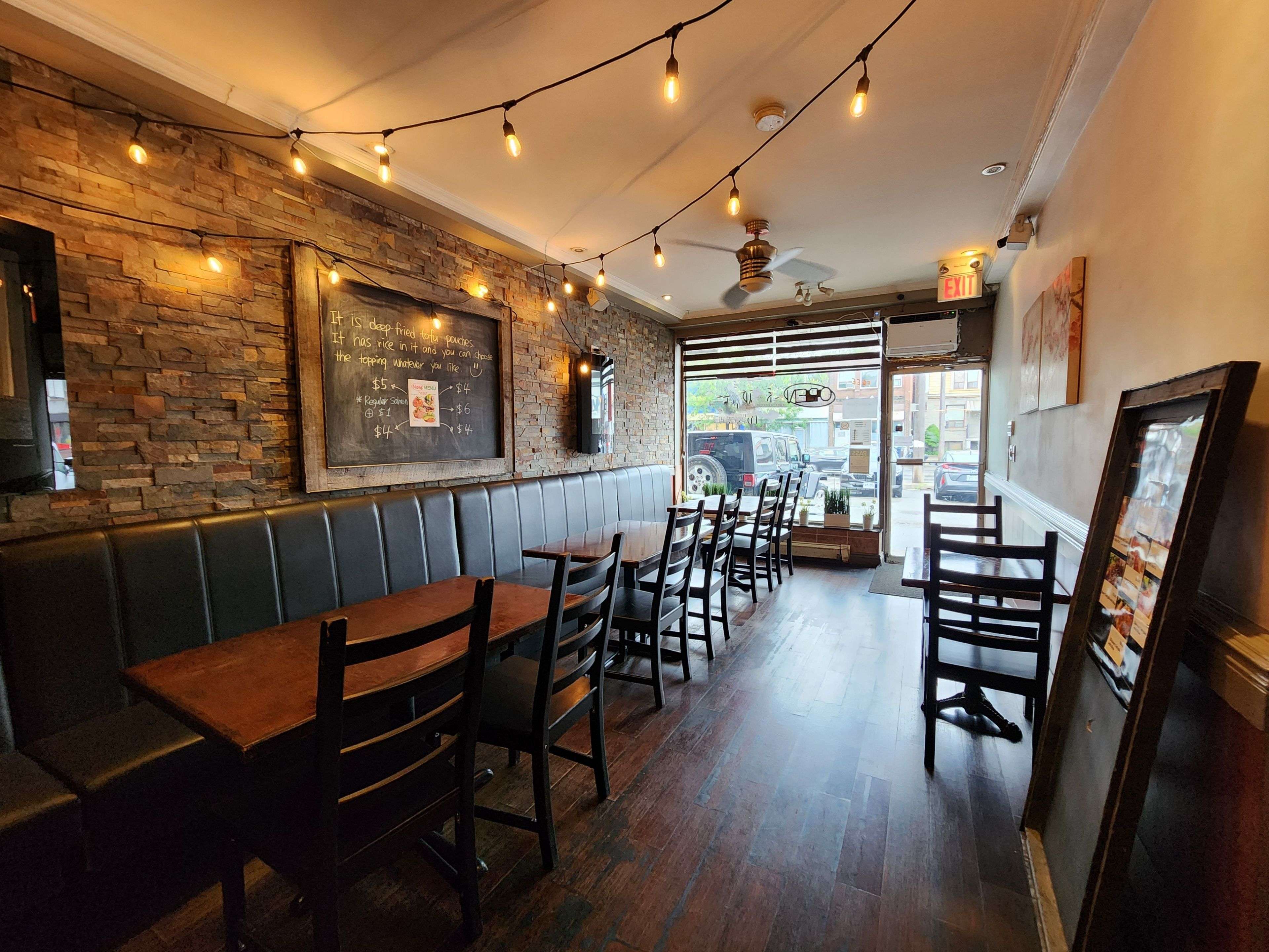 1553 Dupont ST, Toronto W02, ON M6P 3S5