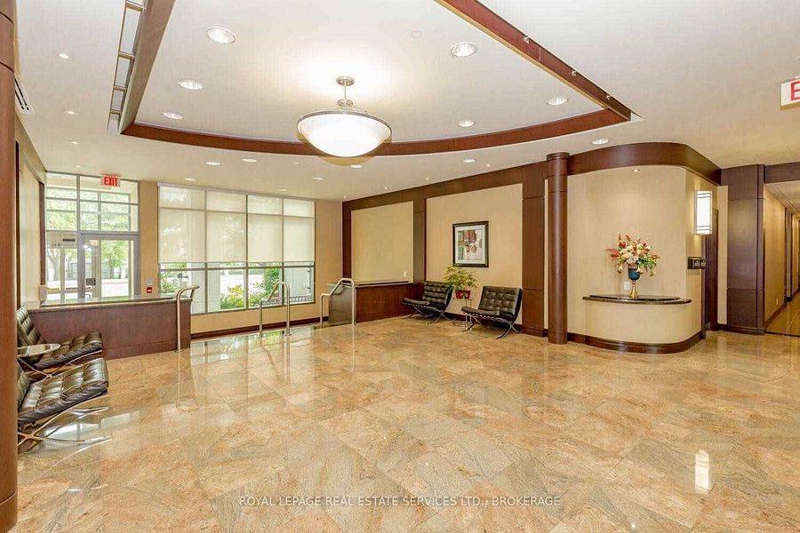 Mississauga, ON L5B 0C8,335 Rathburn RD W #303