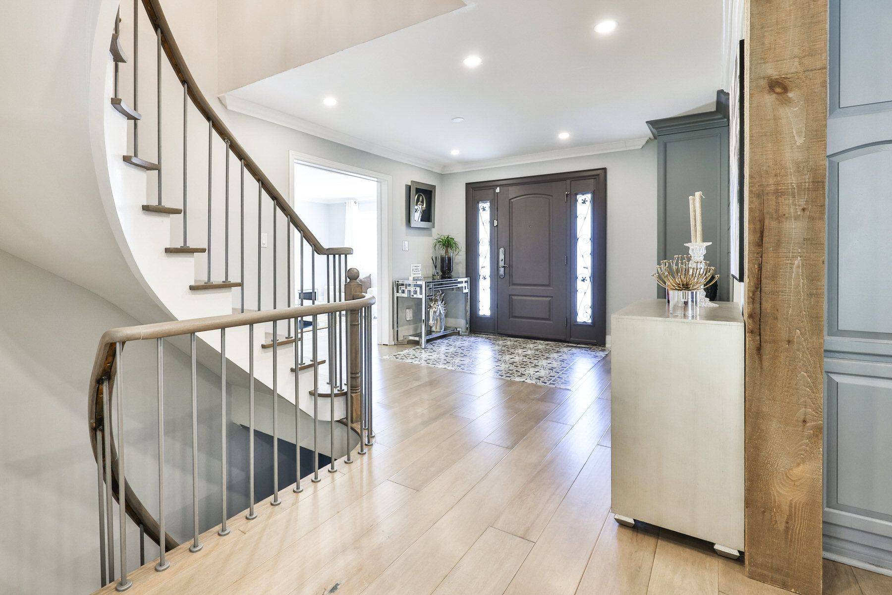 Mississauga, ON L5H 1R4,807 Indian RD