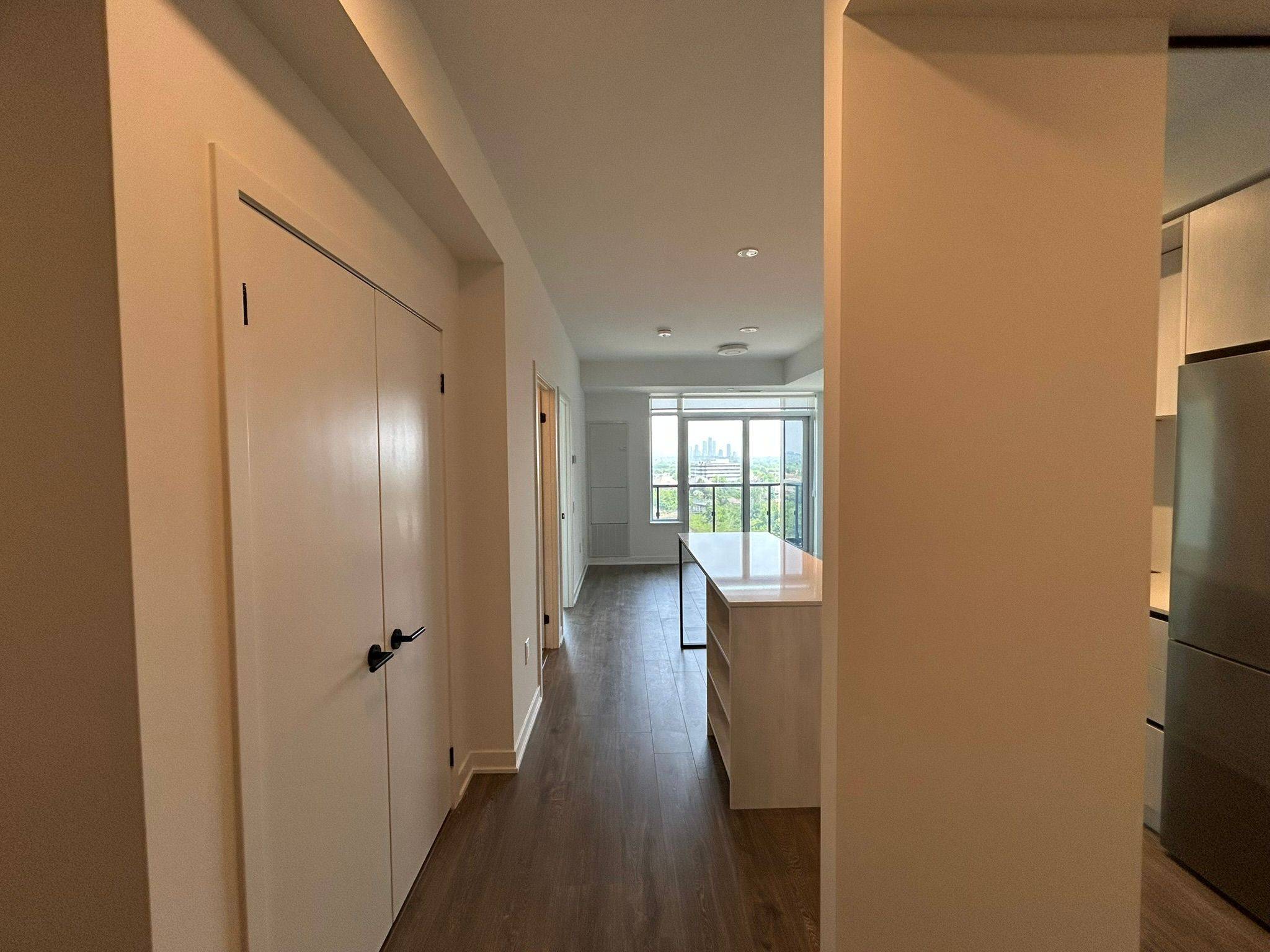 Mississauga, ON L5M 2T2,2495 Eglinton AVE W #603