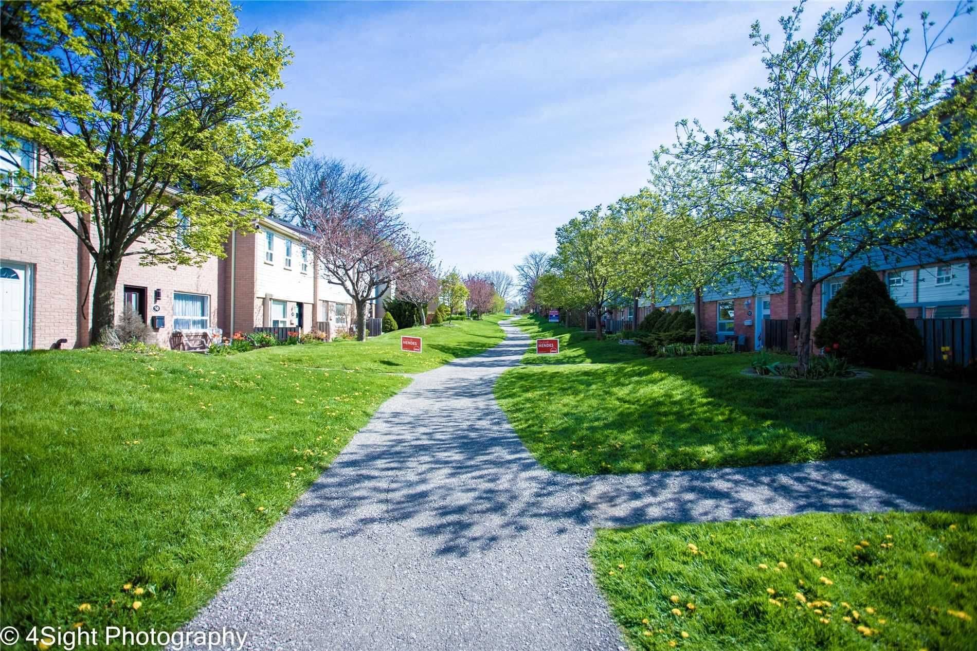 Mississauga, ON L5H 3V2,1055 Shawnmarr RD #47