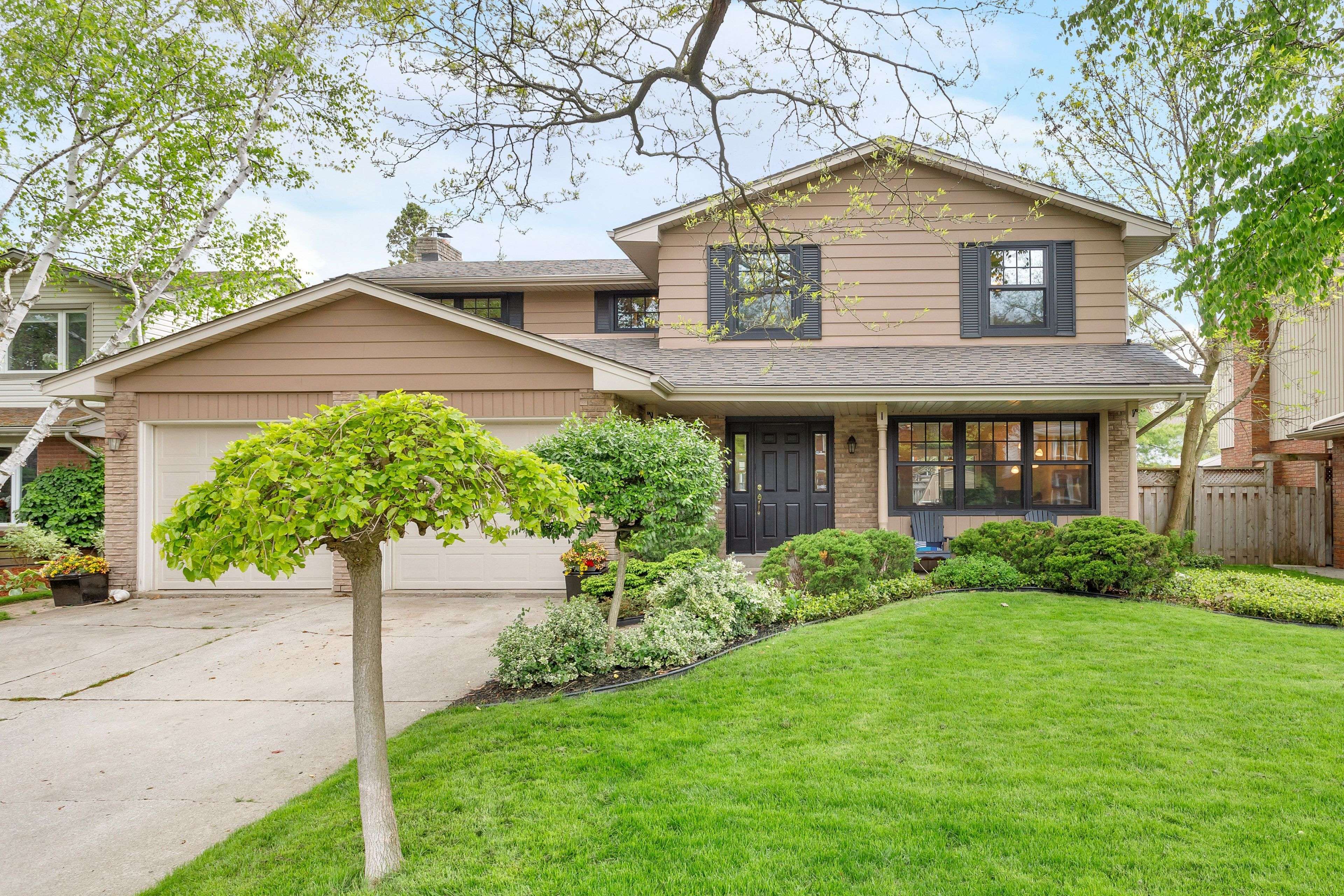 4499 TREMINEER AVE, Burlington, ON L7L 1H8