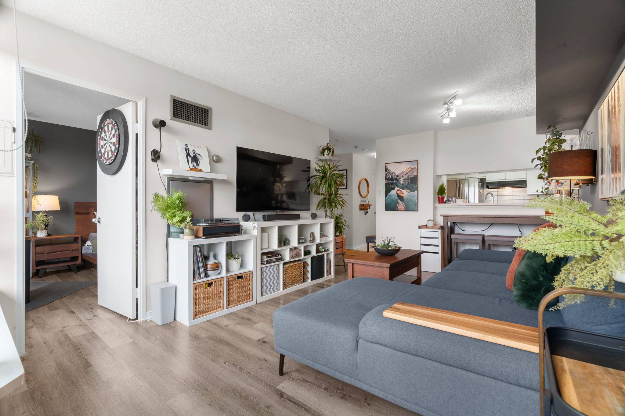 75 King ST E #706, Mississauga, ON L5A 4G5
