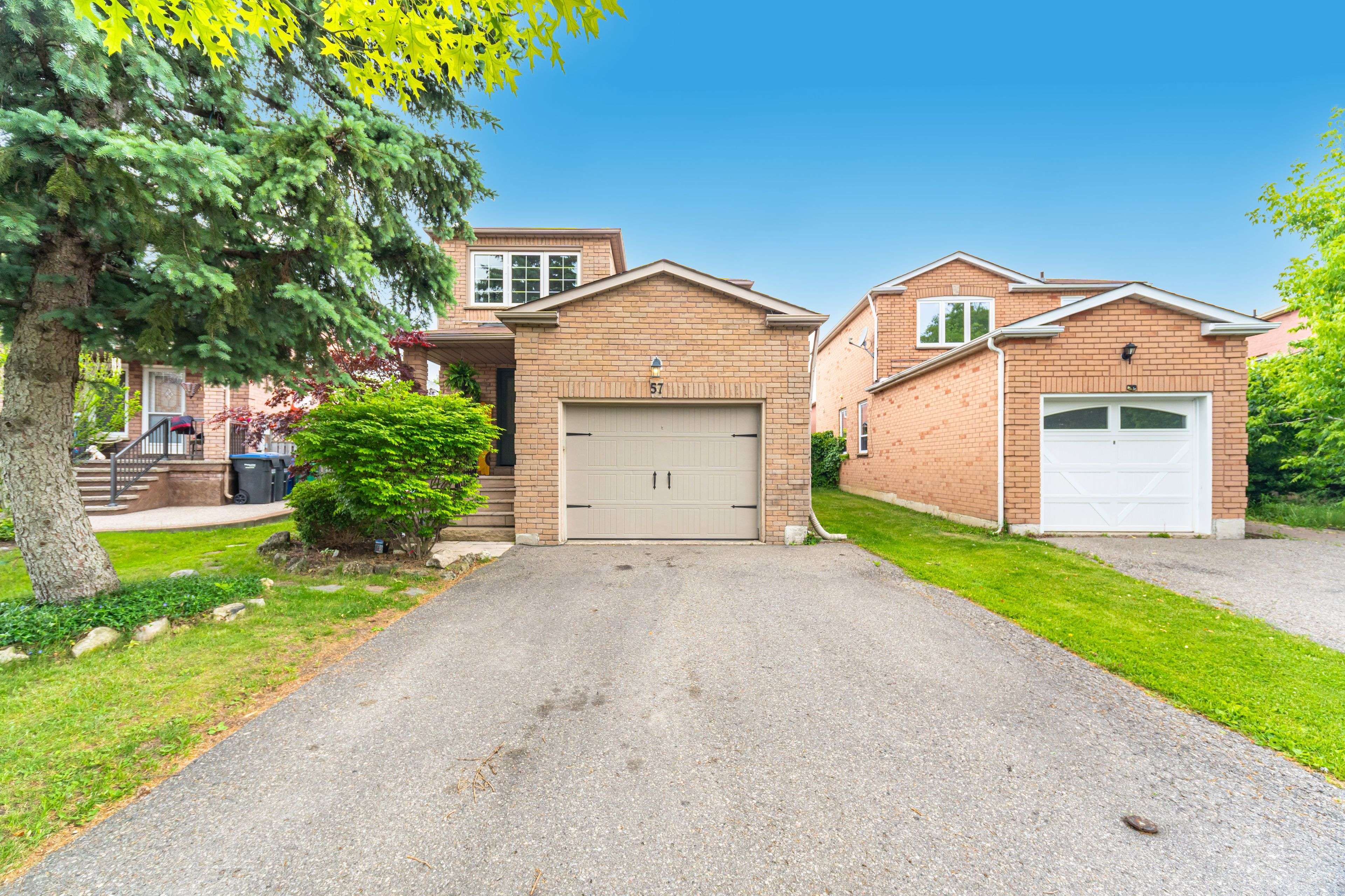 57 Faywood DR, Brampton, ON L6Y 4M1