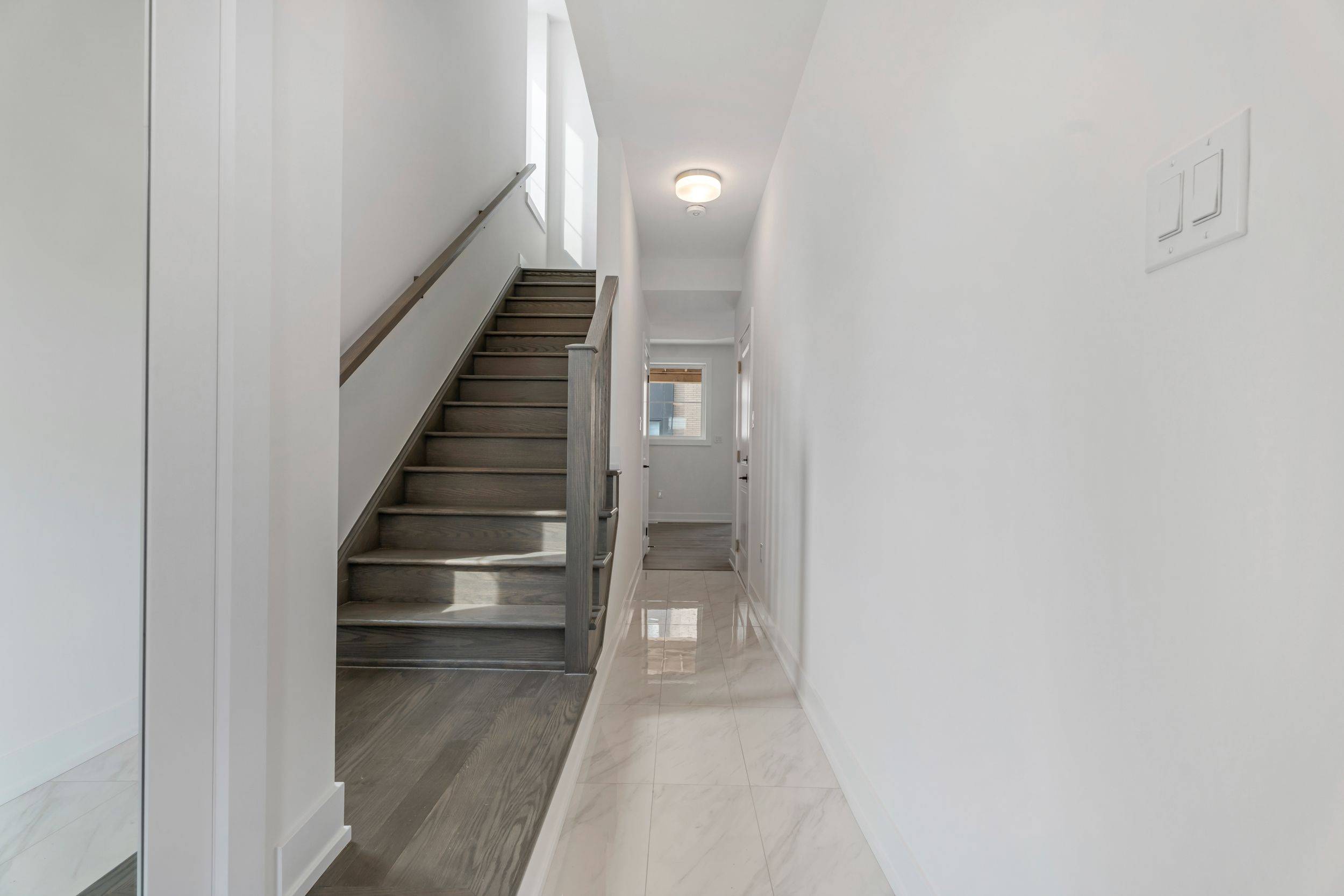 Burlington, ON L7M 2B2,2273 Turnberry RD #48