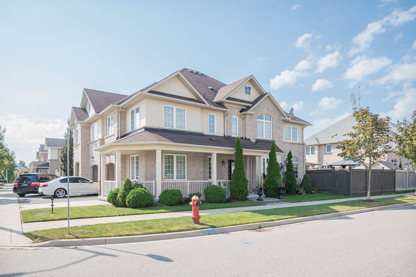 Burlington, ON L7M 0M6,4205 Cole CRES