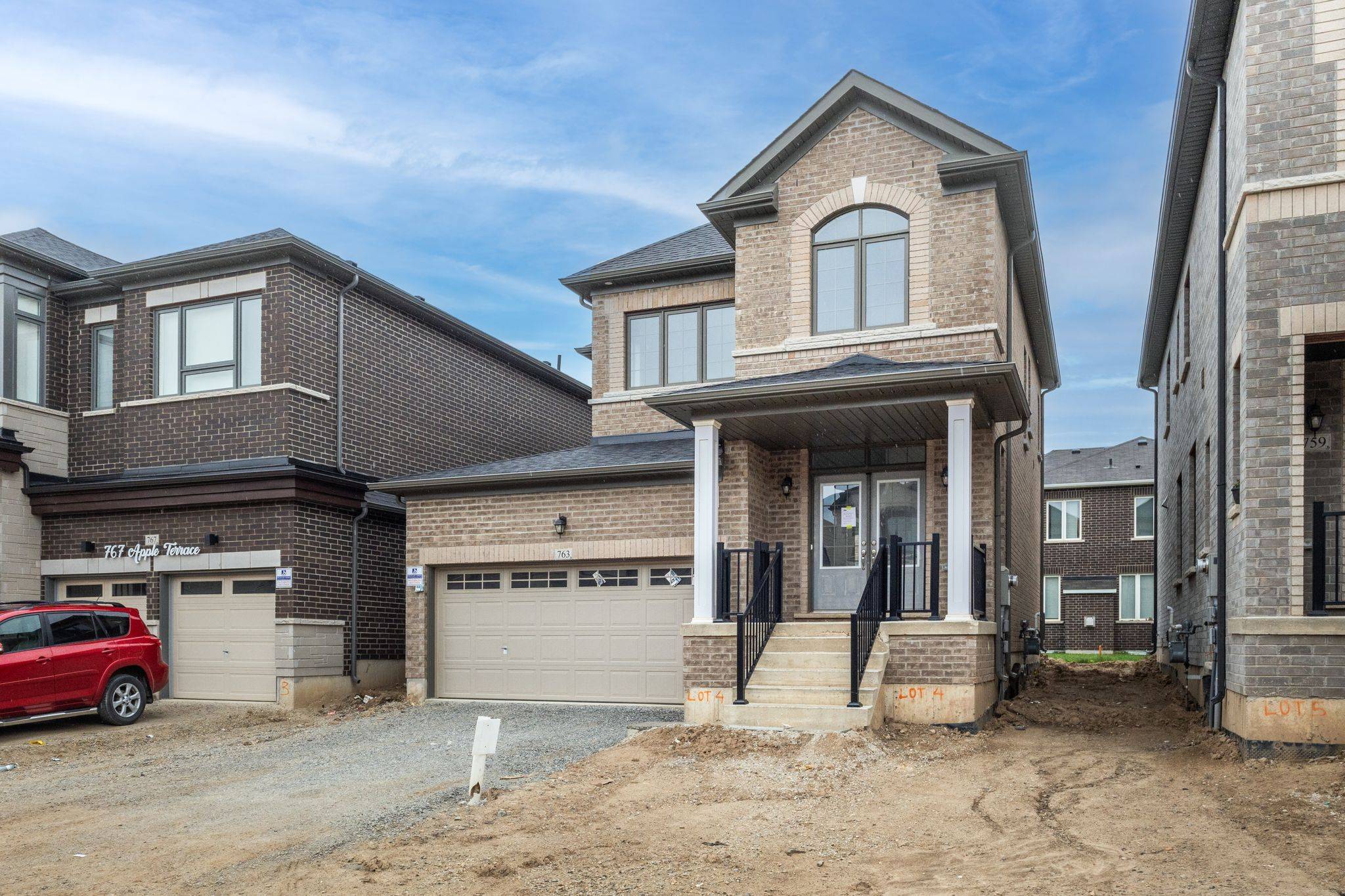 763 Apple TER, Milton, ON L9E 2C3