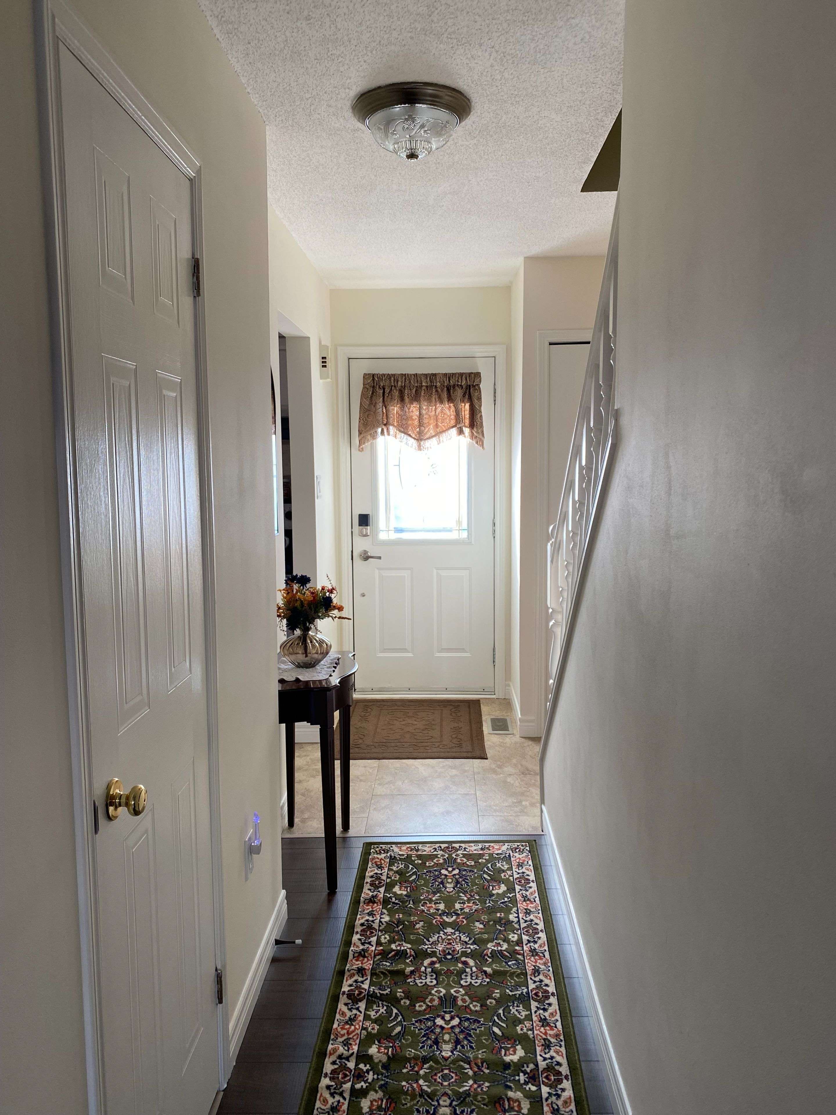London East, ON N5V 4R4,511 Admiral DR #60