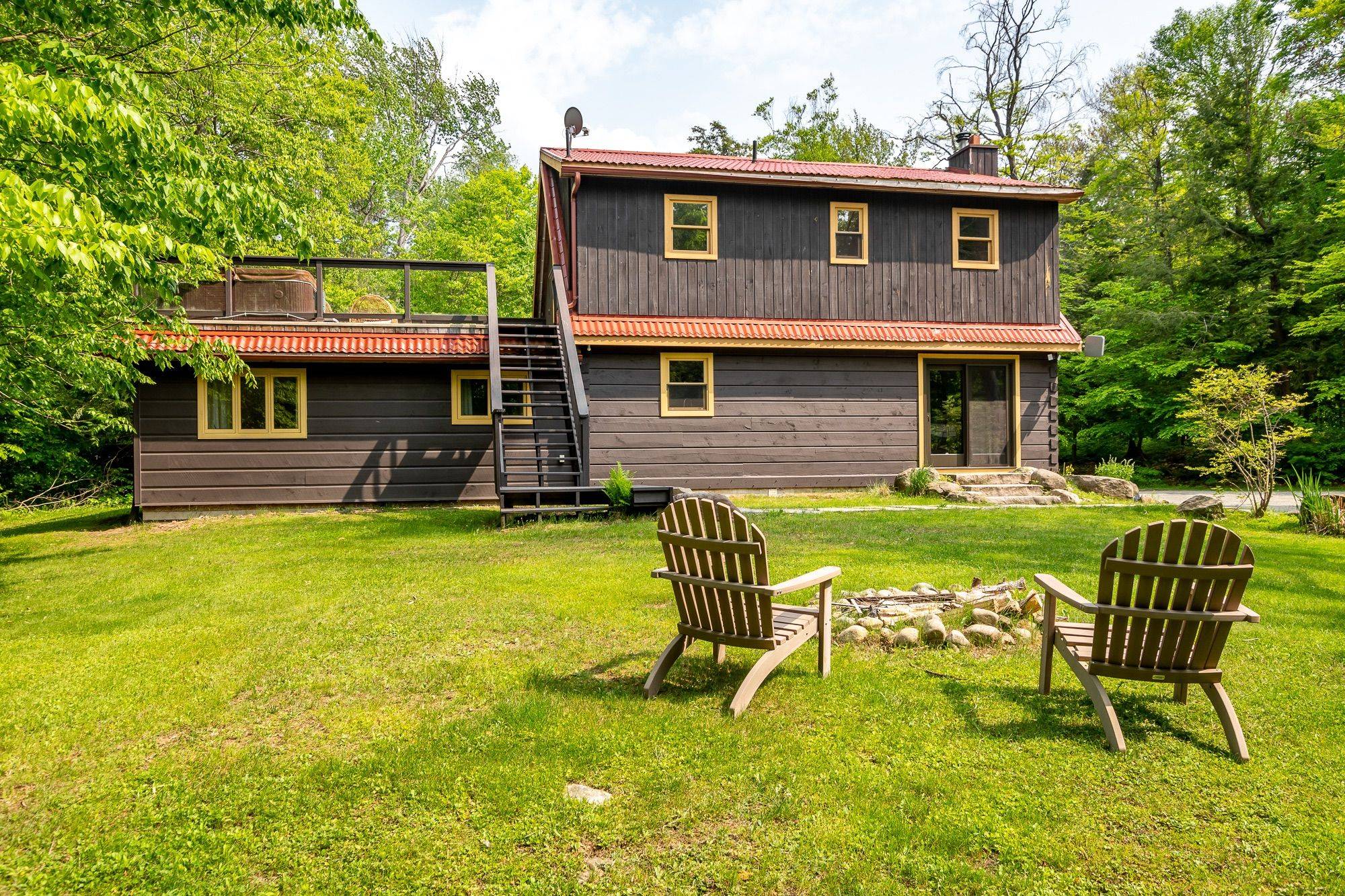 Lake Of Bays, ON P0A 1H0,1626 Port Cunnington RD