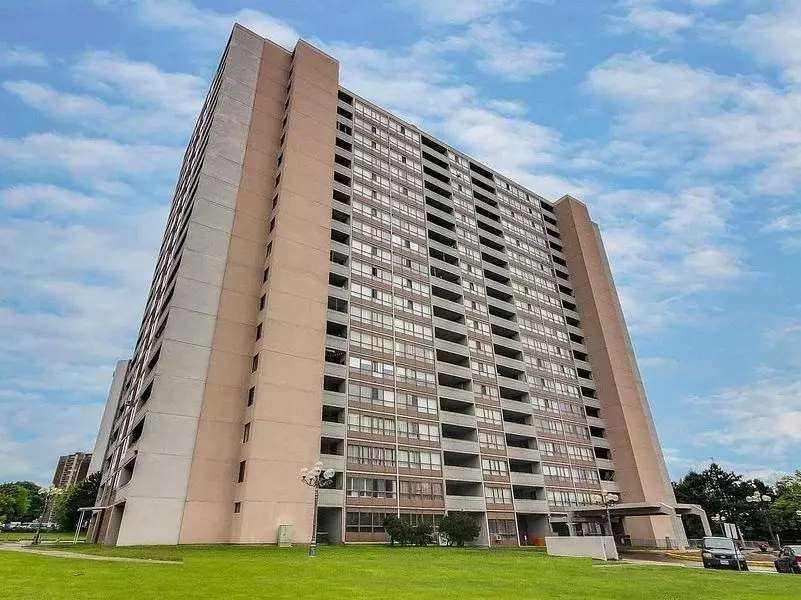 Toronto E08, ON M1J 3L6,3380 Eglinton AVE E #1602