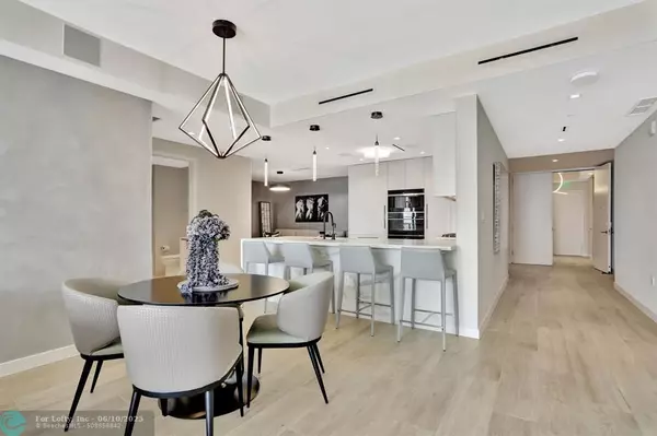 Pompano Beach, FL 33062,1116 N Ocean Blvd #1102