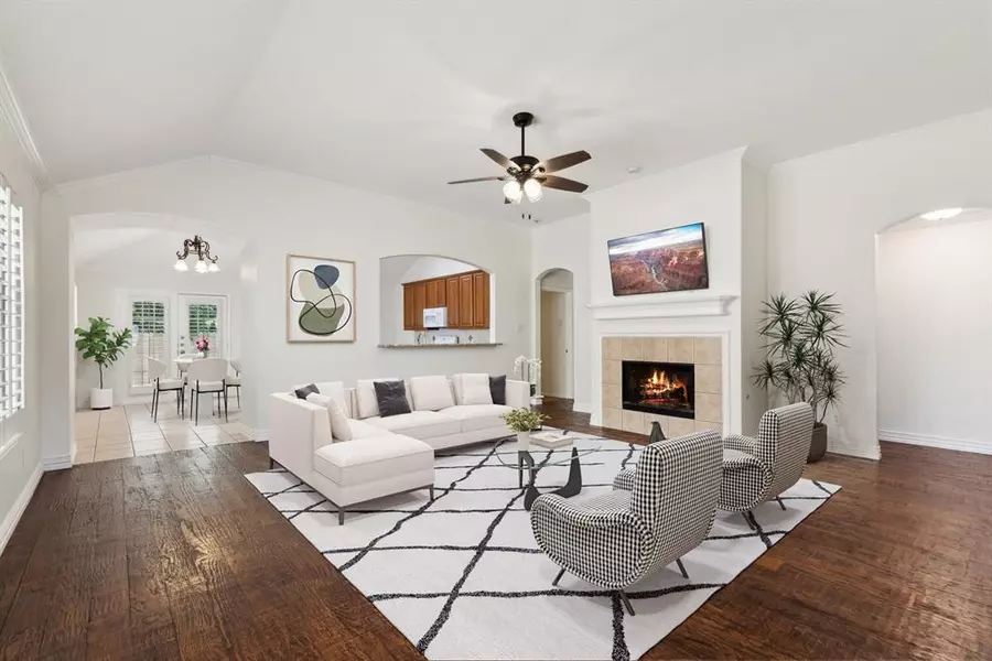 9709 Maryville Lane, Fort Worth, TX 76108