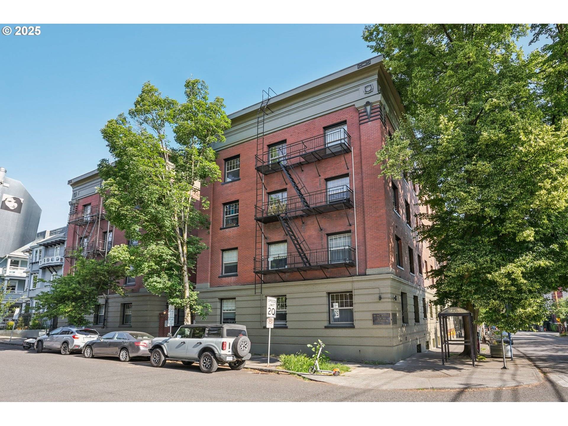 2109 NW IRVING ST #307, Portland, OR 97210