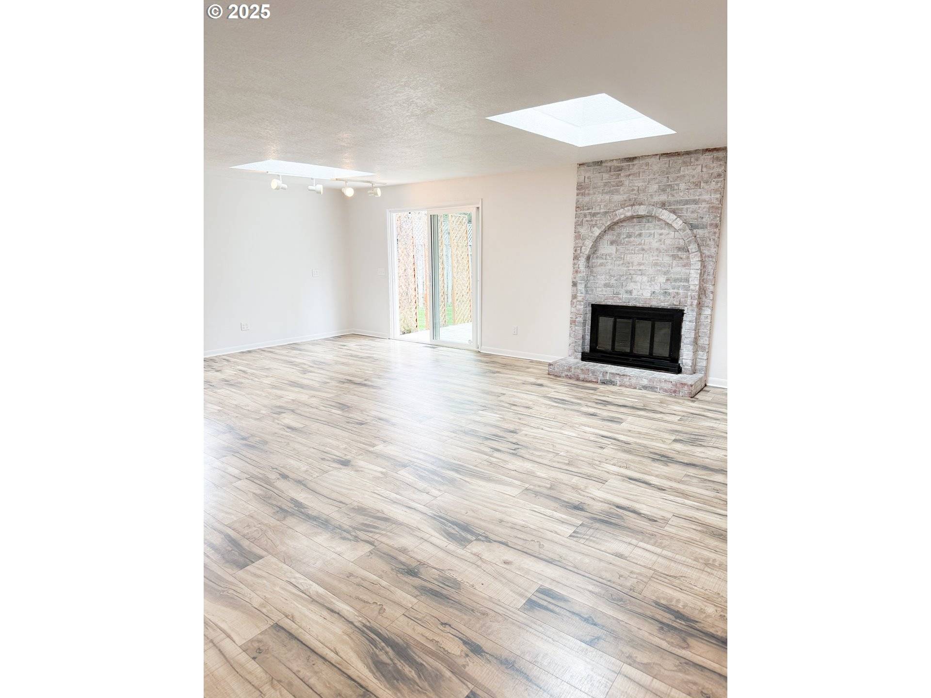 Beaverton, OR 97008,10190 SW TARPAN DR