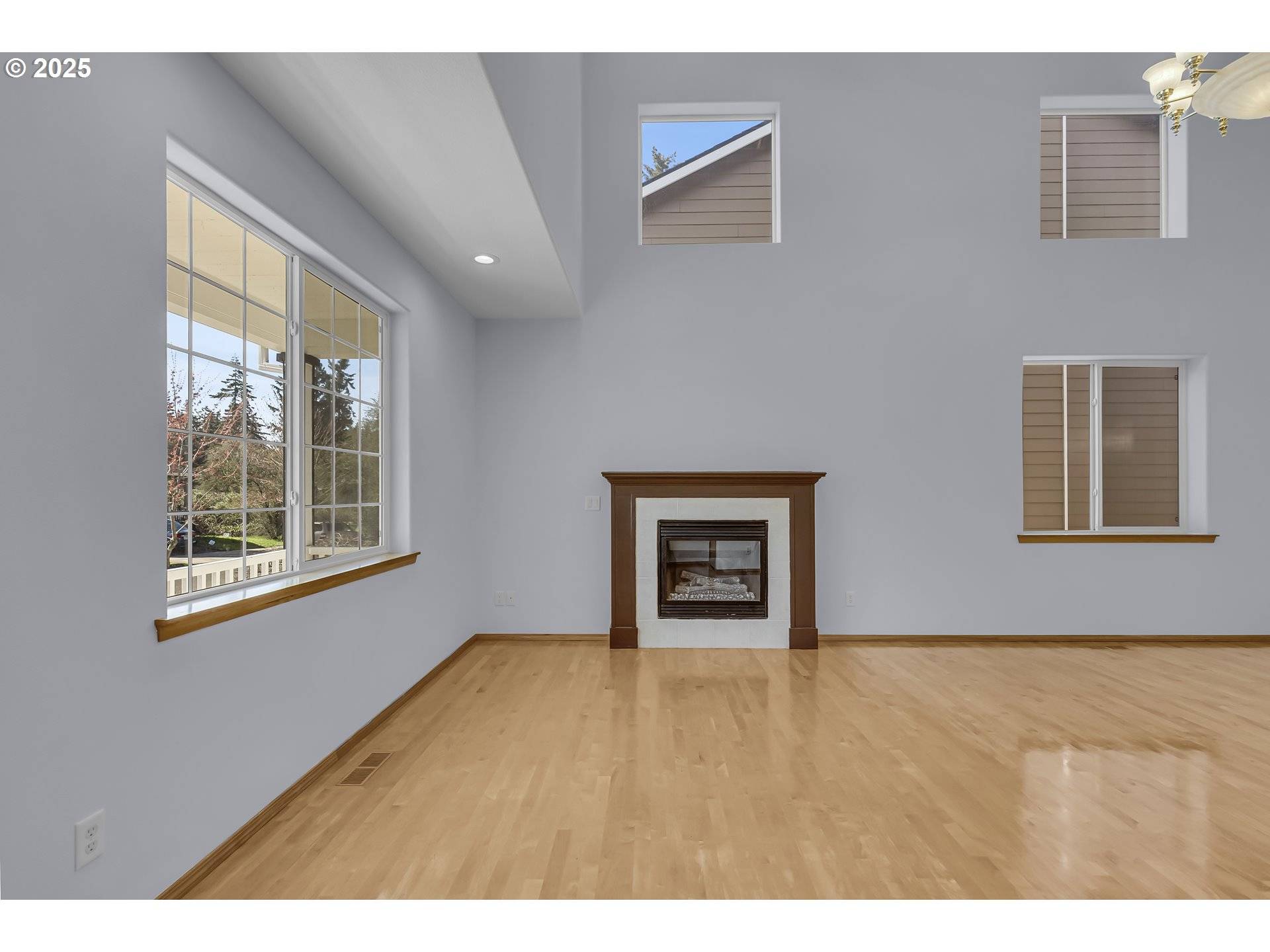 Portland, OR 97236,13007 SE RAYMOND CT