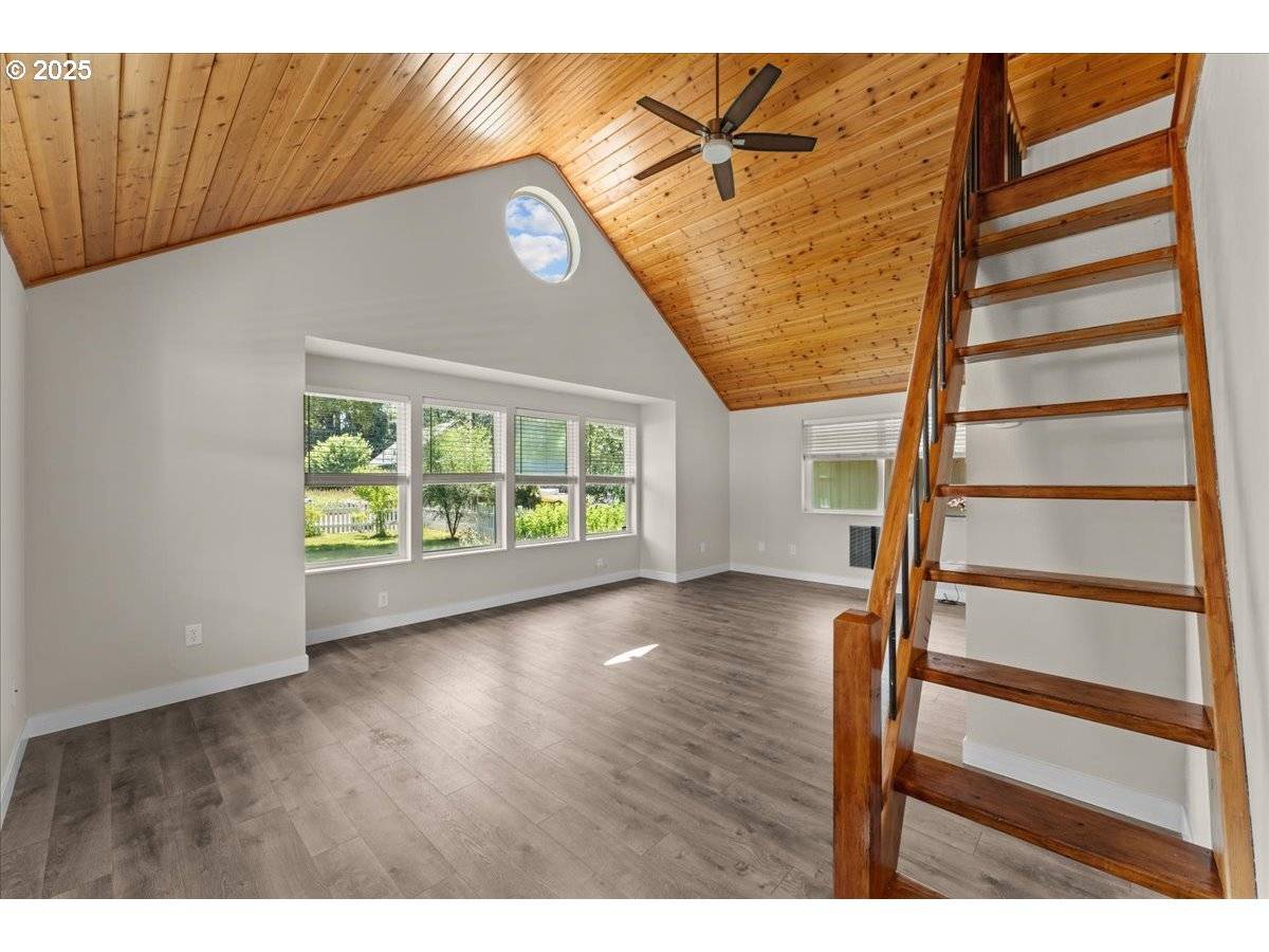 Camas, WA 98607,1527 SE 7TH AVE