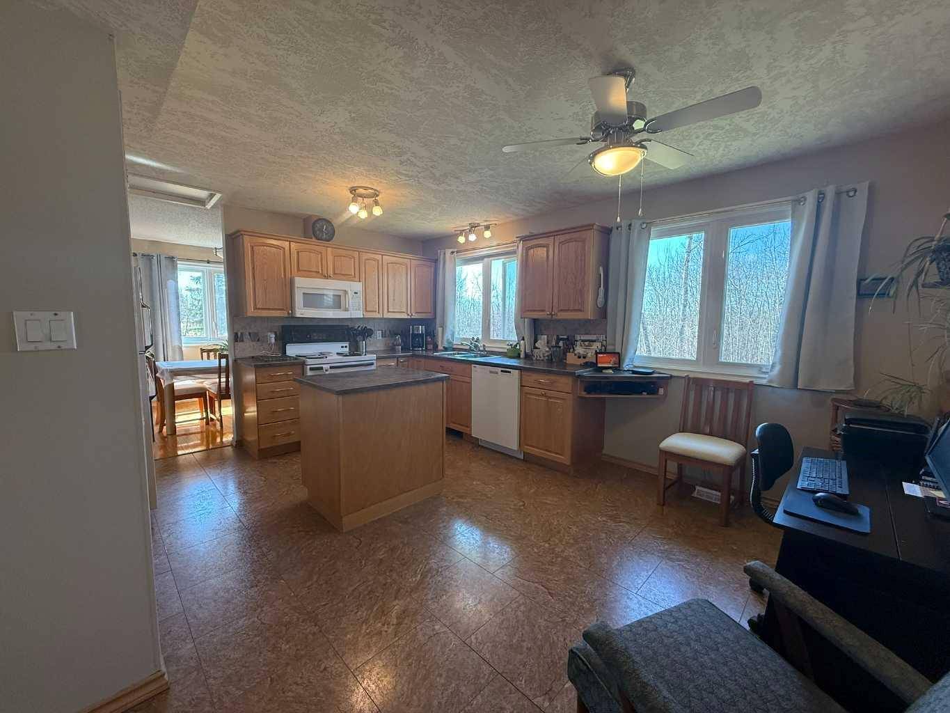 High Prairie, AB T0G 1E0,74006 749 HWY