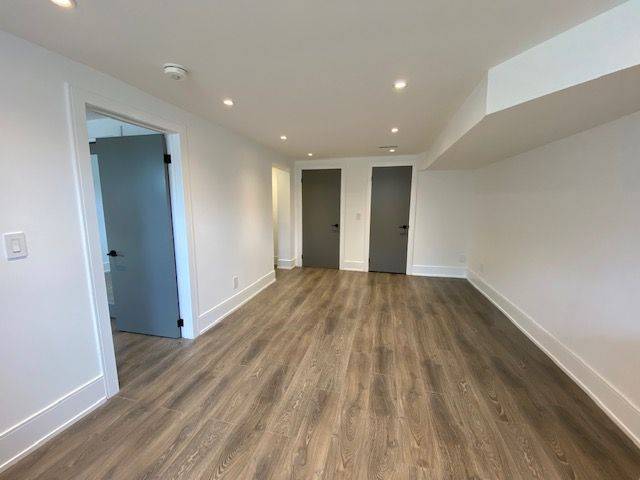 Toronto C13, ON M4A 1N6,120 Elvaston DR #Lower