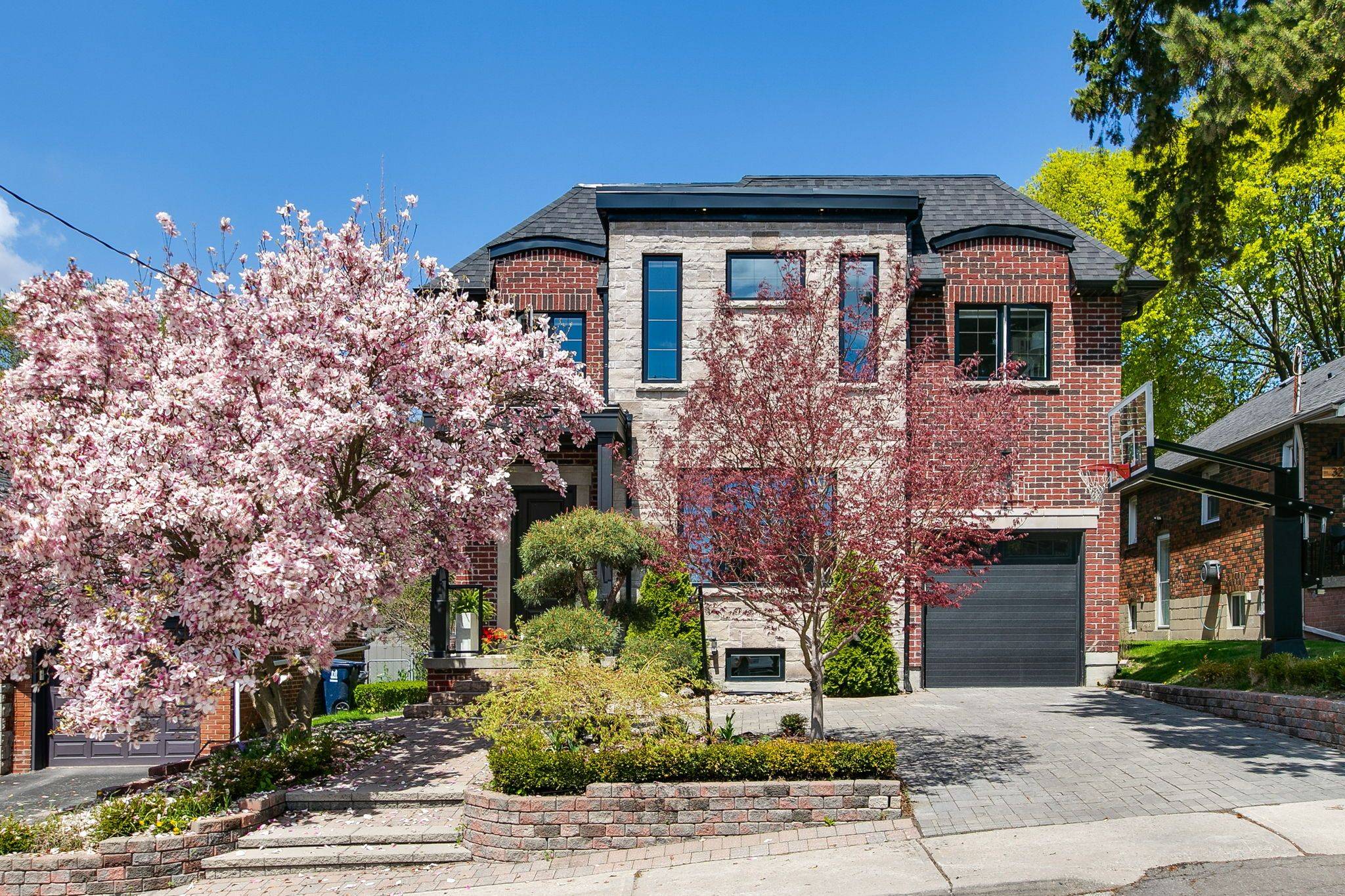 30 Notley PL, Toronto E03, ON M4B 2M6