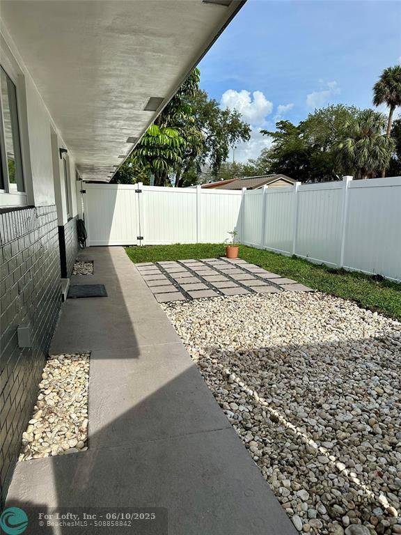Fort Lauderdale, FL 33315,1811 SW 21st St