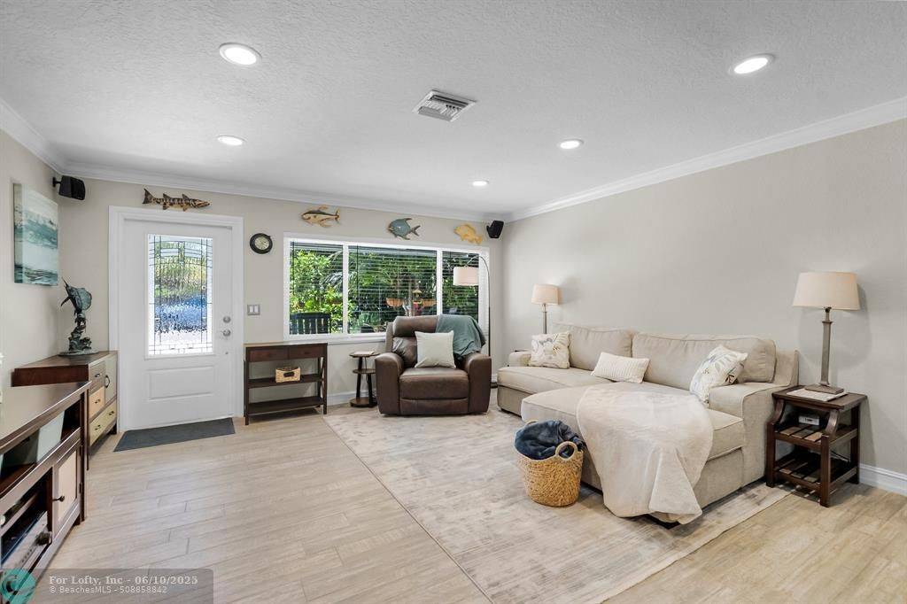 Boca Raton, FL 33487,548 NW 55th St