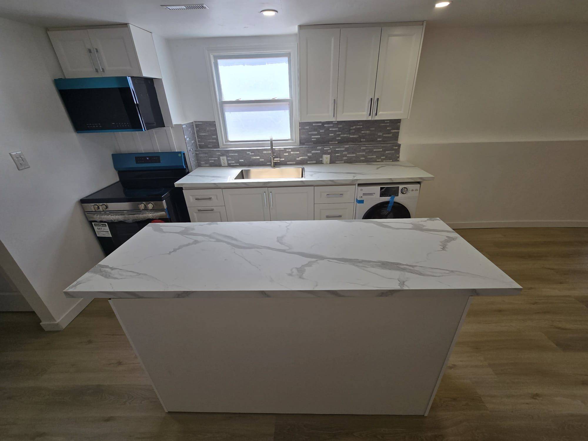 Newmarket, ON L3Y 6B7,942 Ferndale CRES #Bsmnt