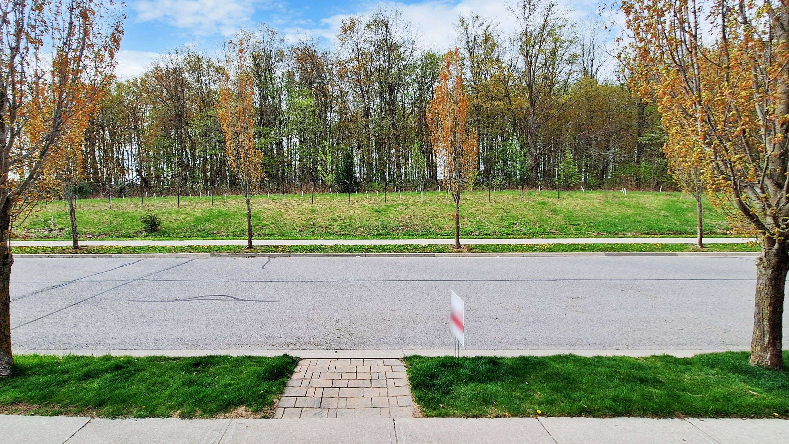 Markham, ON L6B 0P6,72 Autumn Glow DR