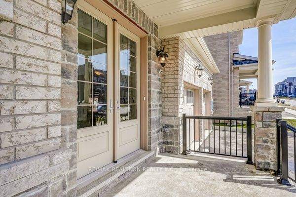 Bradford West Gwillimbury, ON L0G 1W0,48 Plank RD