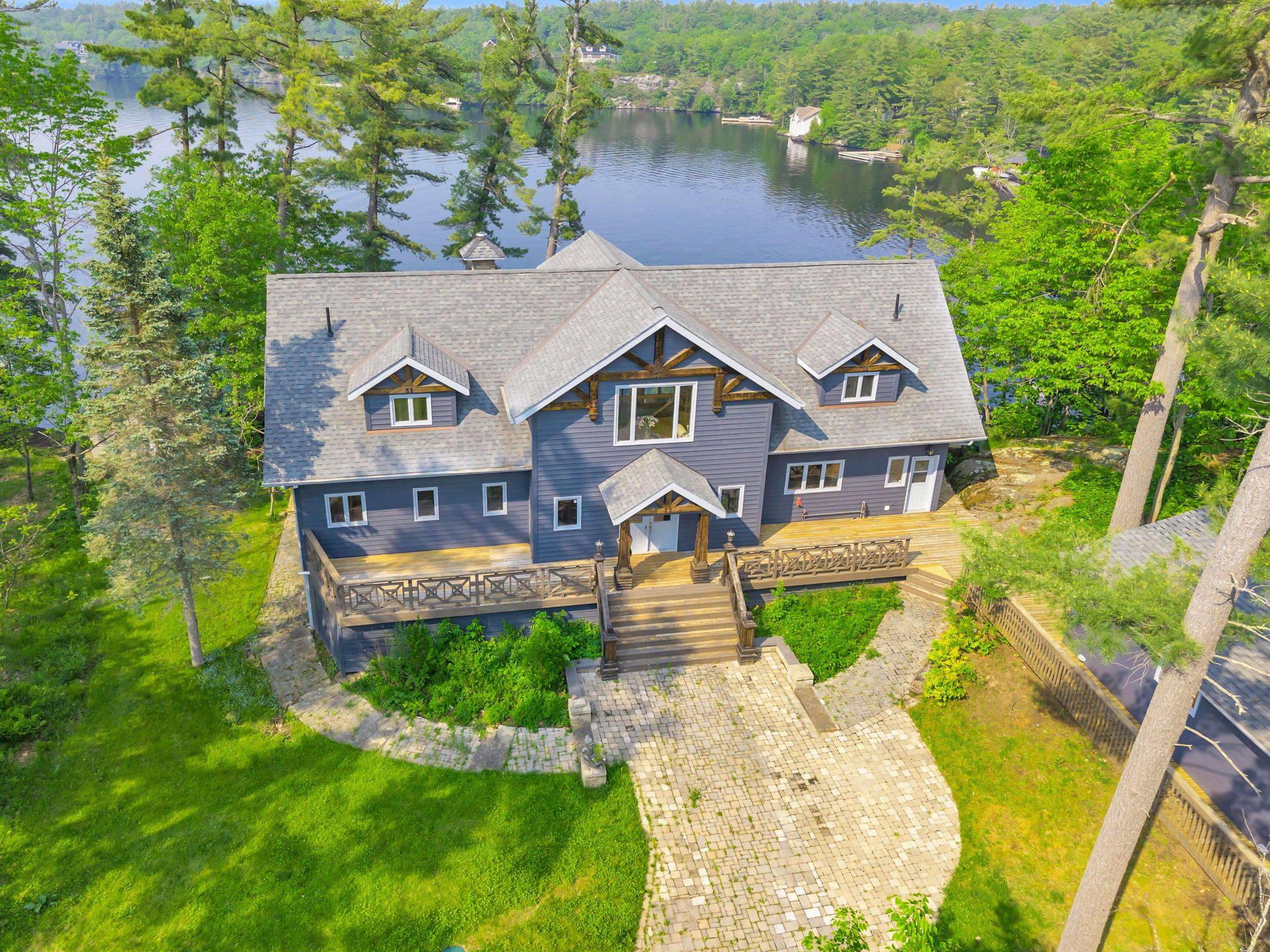 1754 Pappy Gill LN, Severn, ON L0K 1E0