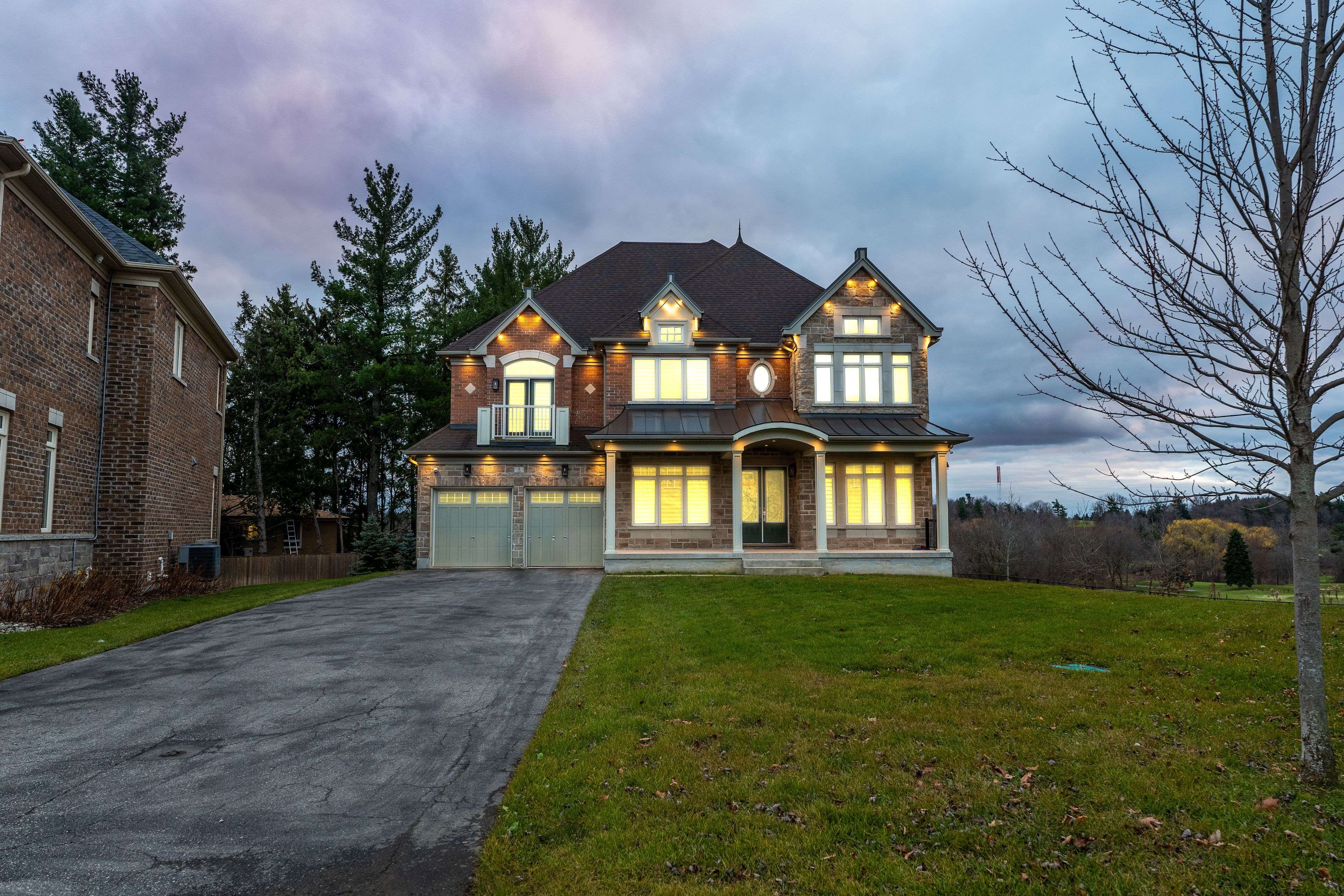 Brampton, ON L6Y 6A5,8 Natural TER