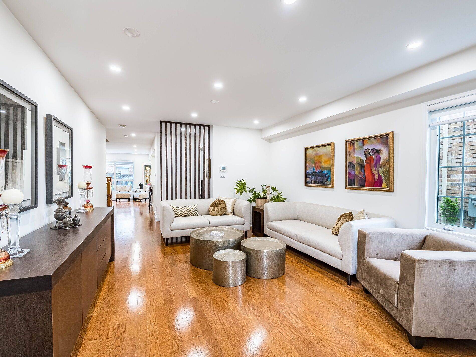 Mississauga, ON L5M 6X6,5905 MANZANILLO CRES