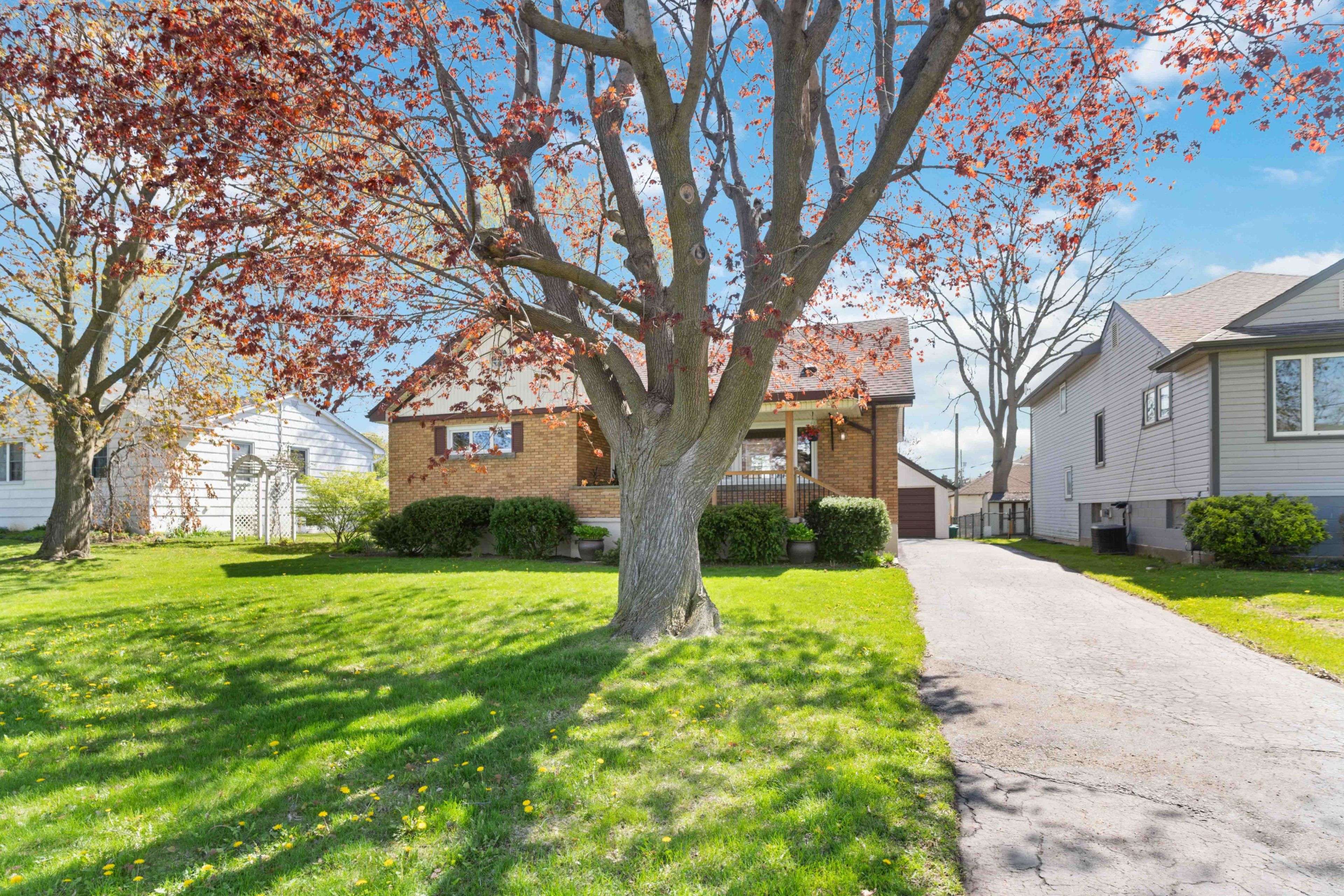 Port Colborne, ON L3K 5J8,117 Linwood AVE