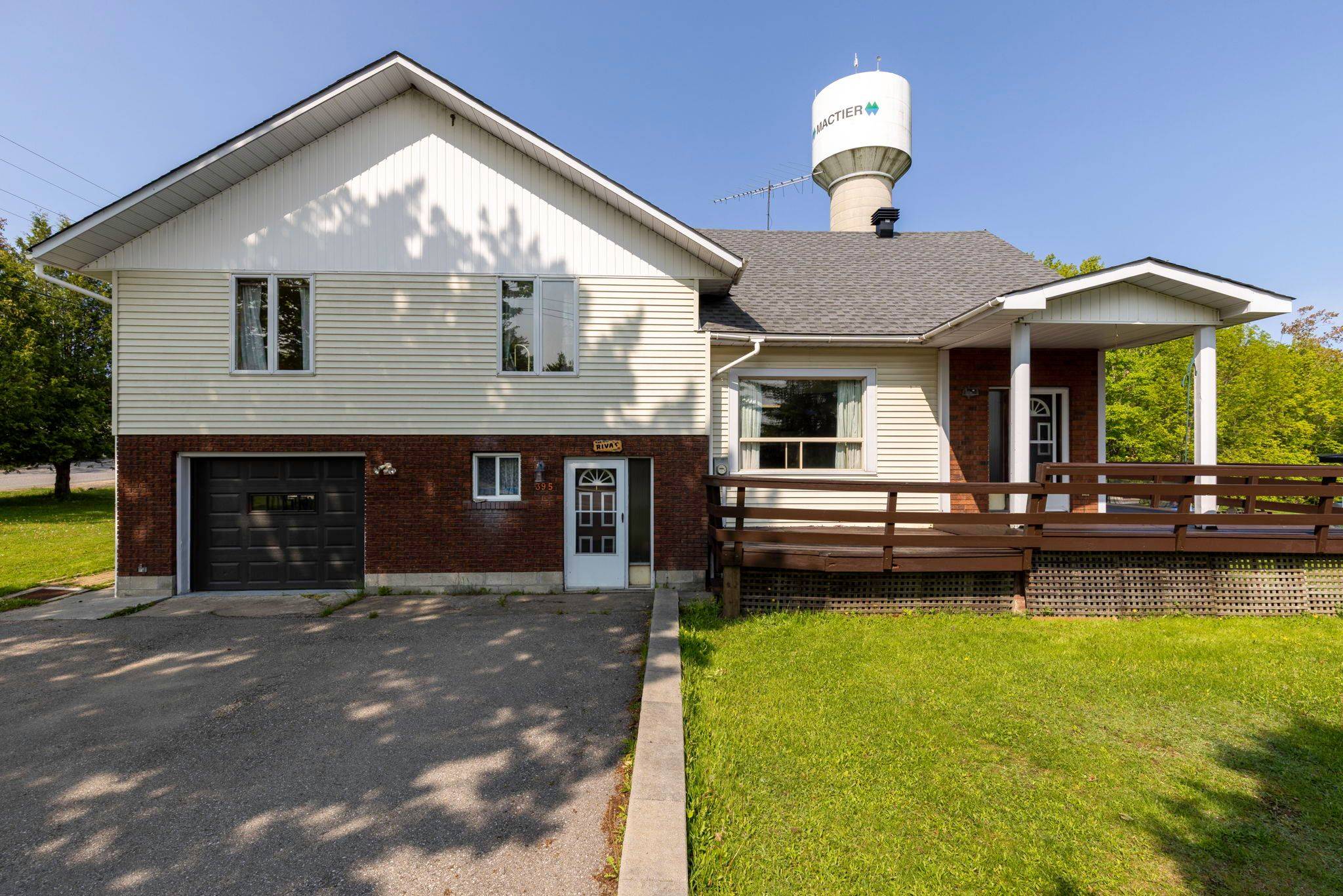 395 High ST, Georgian Bay, ON P0C 1H0