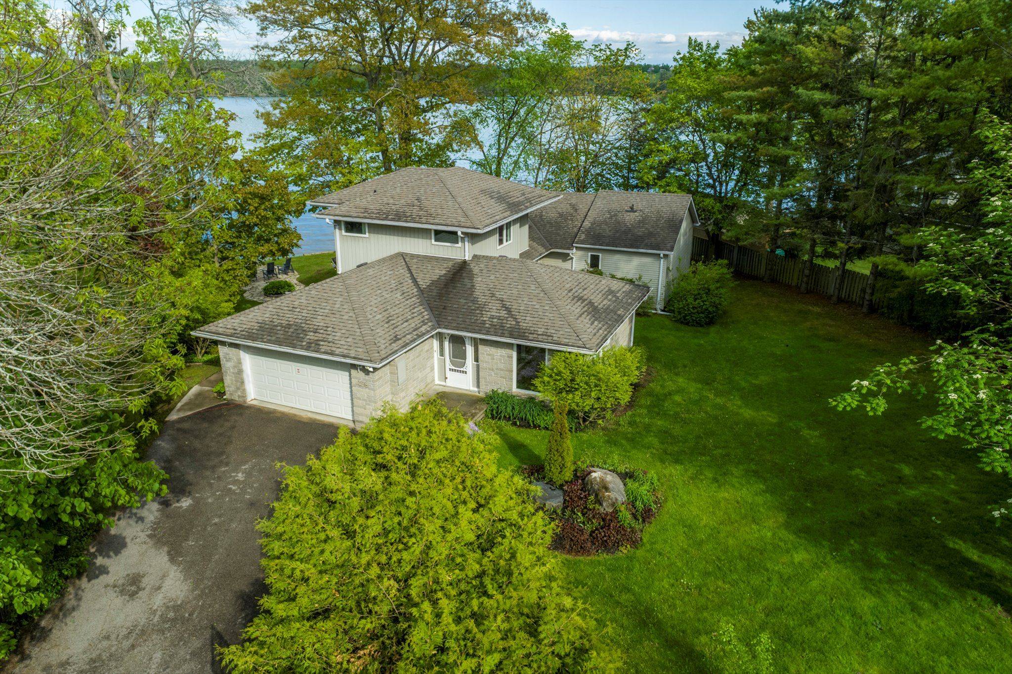 Selwyn, ON K9J 6X2,409 Gifford DR