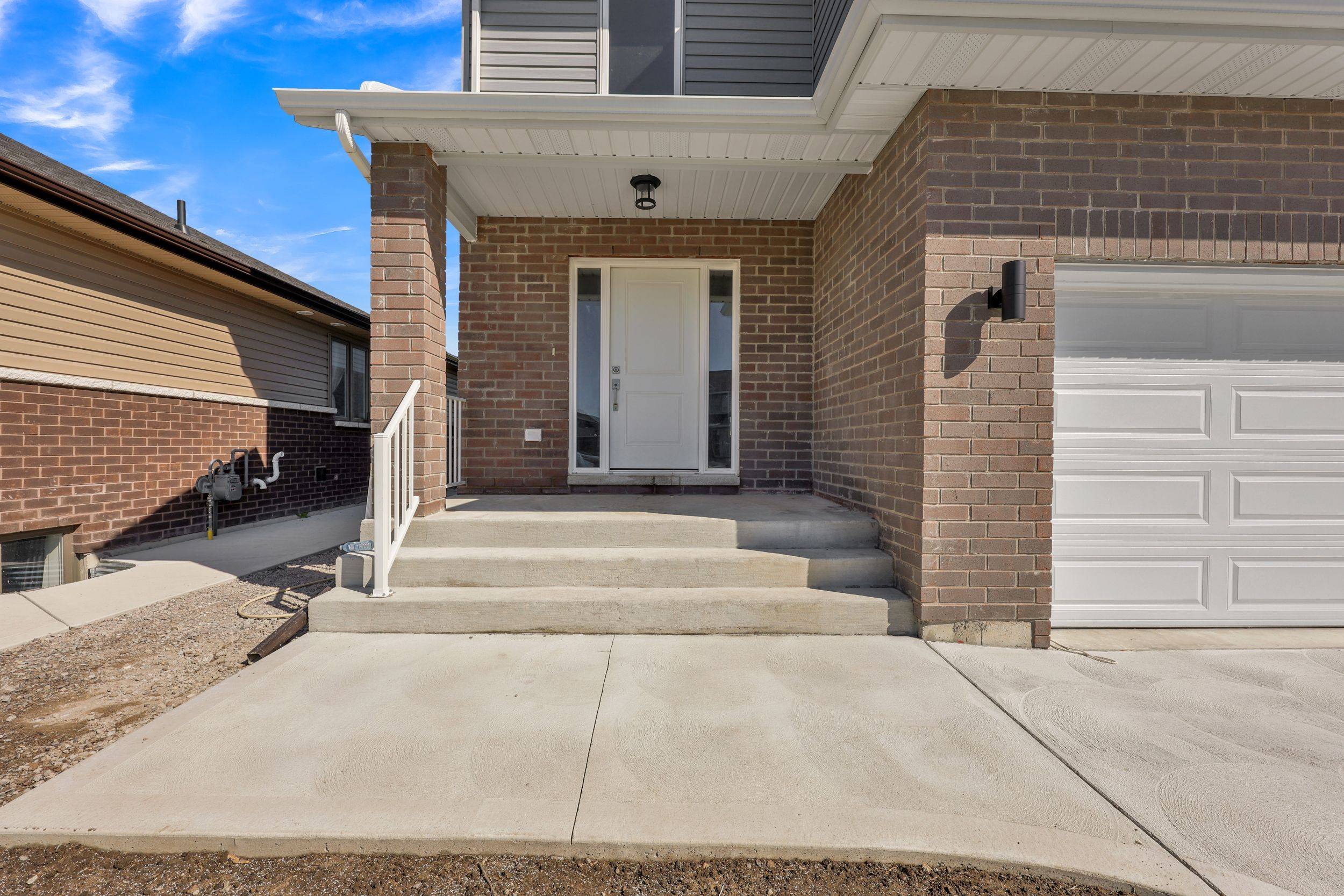 Chatham-kent, ON N7M 0T9,98 Warwick DR